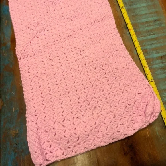 Handmade Pink Crochet Blanket - Picture 3 of 4